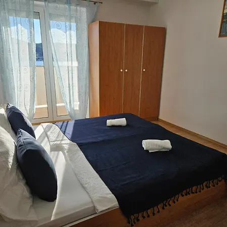 Apartment Pljesa *