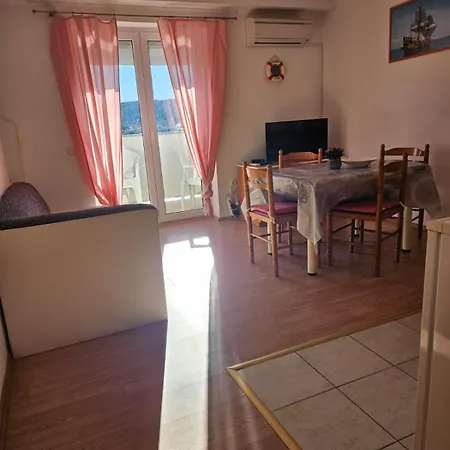 Apartment Pljesa Supetarska Draga