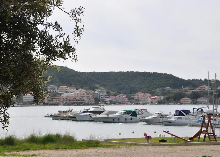 Apartament Pljesa *